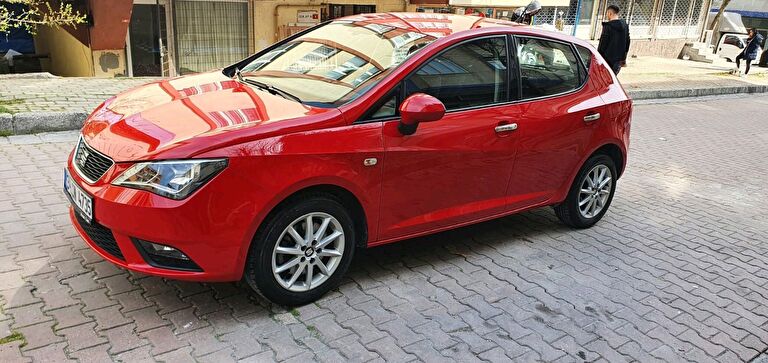 SEAT IBIZA