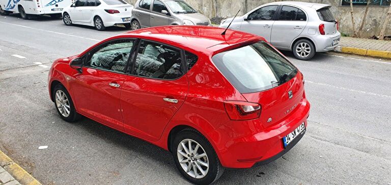 SEAT IBIZA