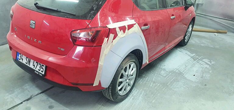 SEAT IBIZA