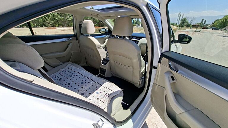 SKODA OCTAVIA
