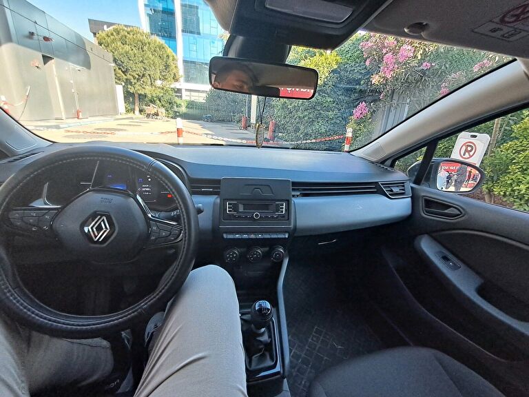 RENAULT CLIO