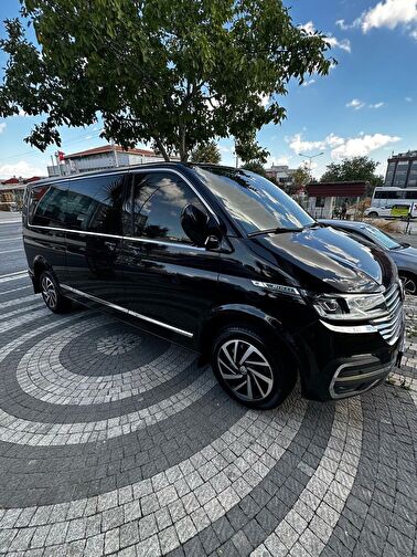 VOLKSWAGEN CARAVELLE