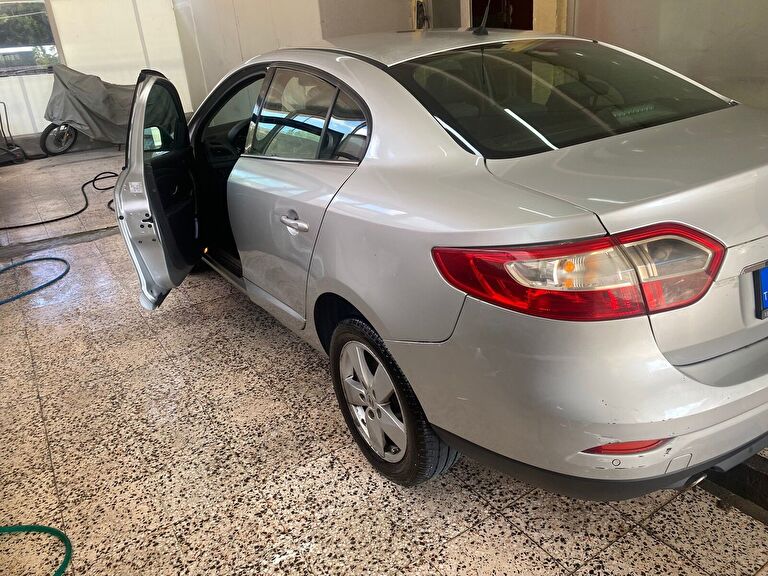 RENAULT FLUENCE