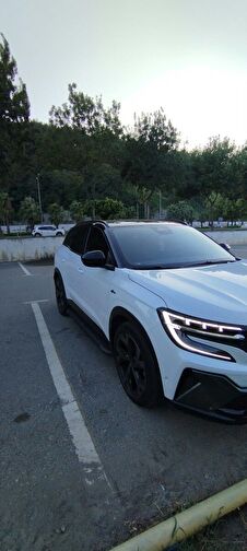 RENAULT AUSTRAL