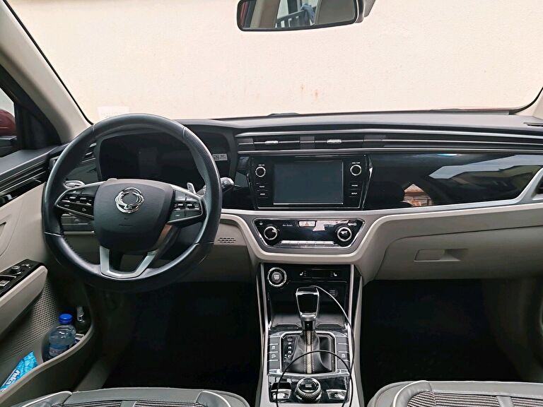 SSANGYONG KORANDO