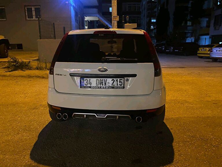 FORD FIESTA