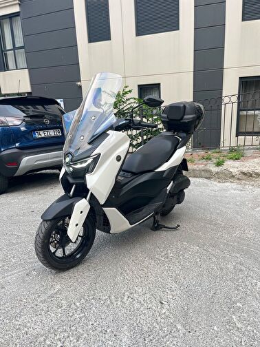 Yamaha N-Max 125