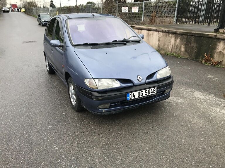RENAULT MEGANE