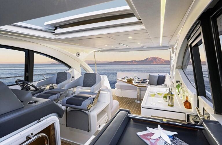 Riviera 4300 SPORTS EXPRESS