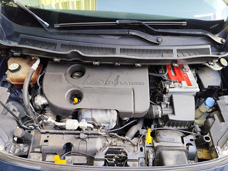 FORD TOURNEO COURIER
