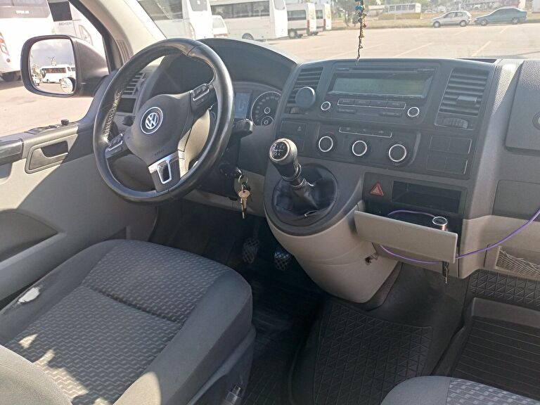 VOLKSWAGEN TRANSPORTER