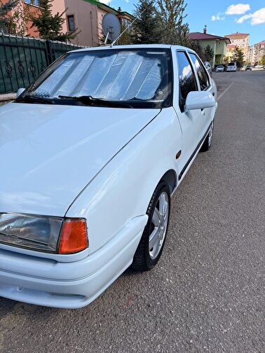 RENAULT 19