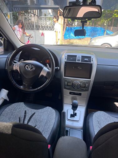 TOYOTA COROLLA
