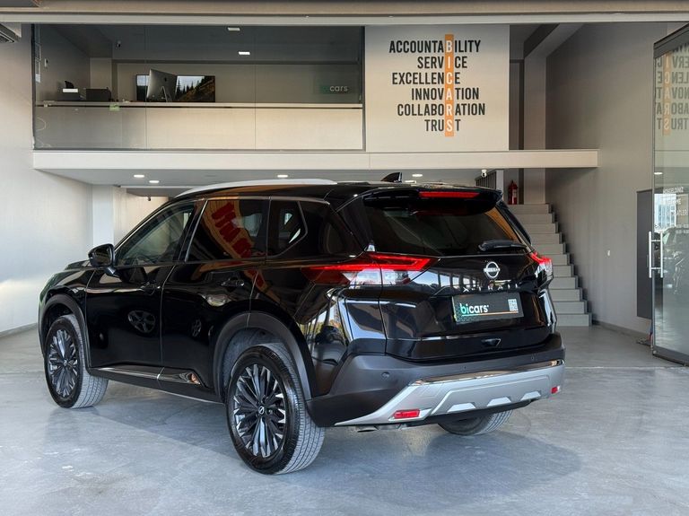 NISSAN X-TRAIL