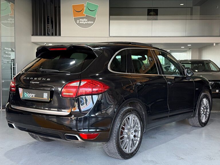PORSCHE CAYENNE
