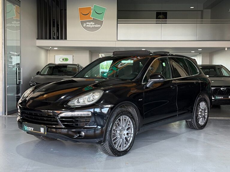 PORSCHE CAYENNE