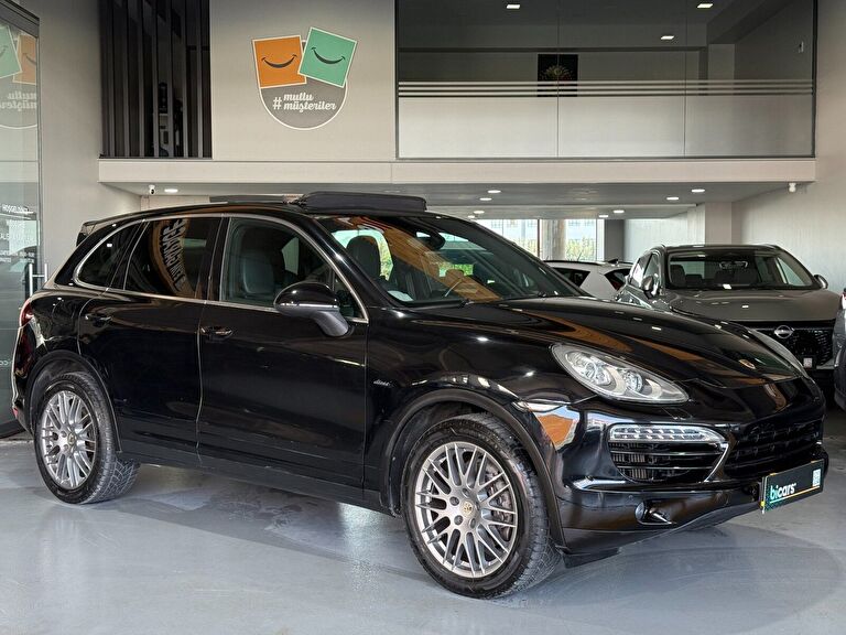 PORSCHE CAYENNE