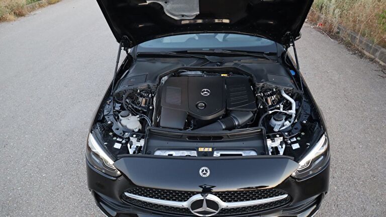 MERCEDES-BENZ C-SERISI