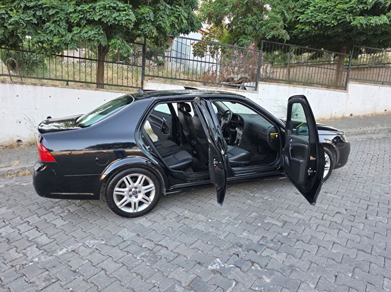 SAAB 9-5