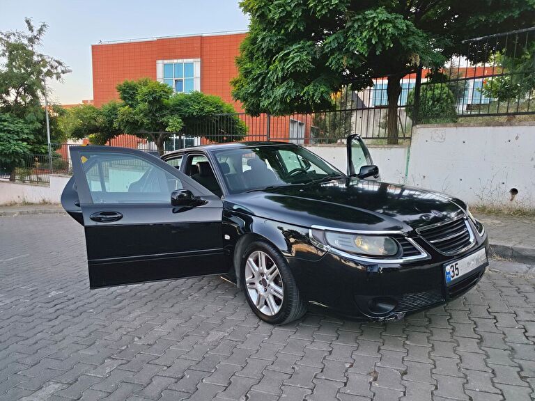 SAAB 9-5