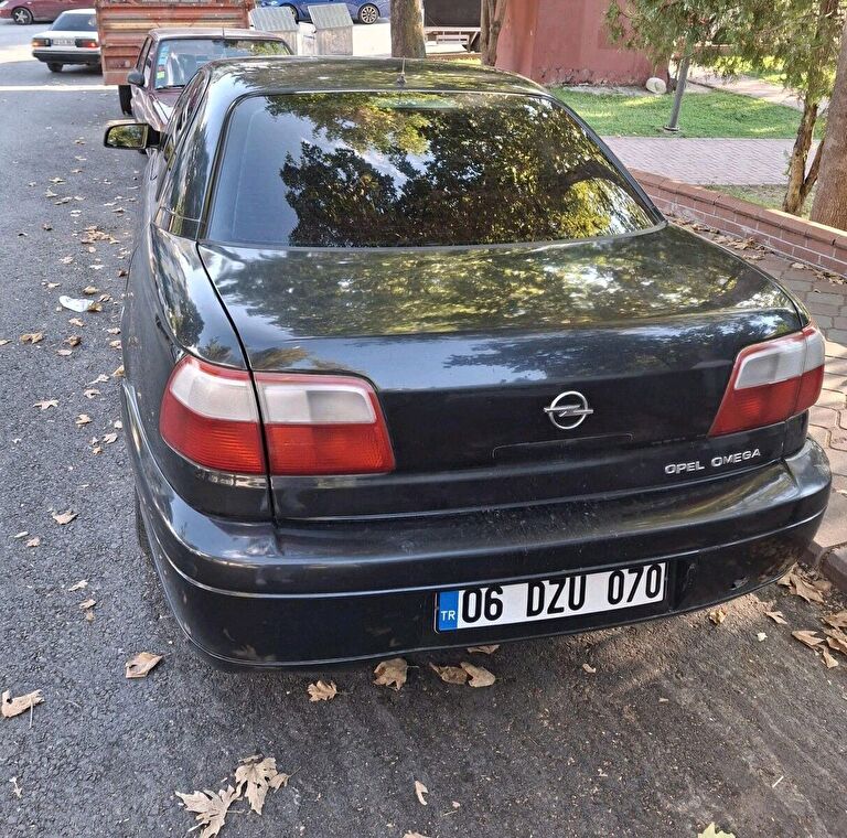 OPEL OMEGA