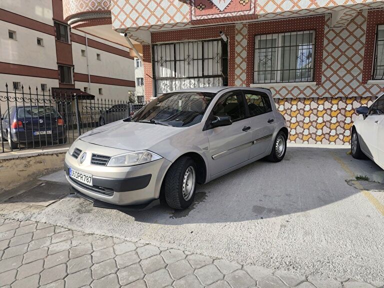 RENAULT MEGANE