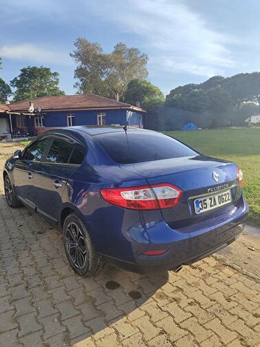 RENAULT FLUENCE
