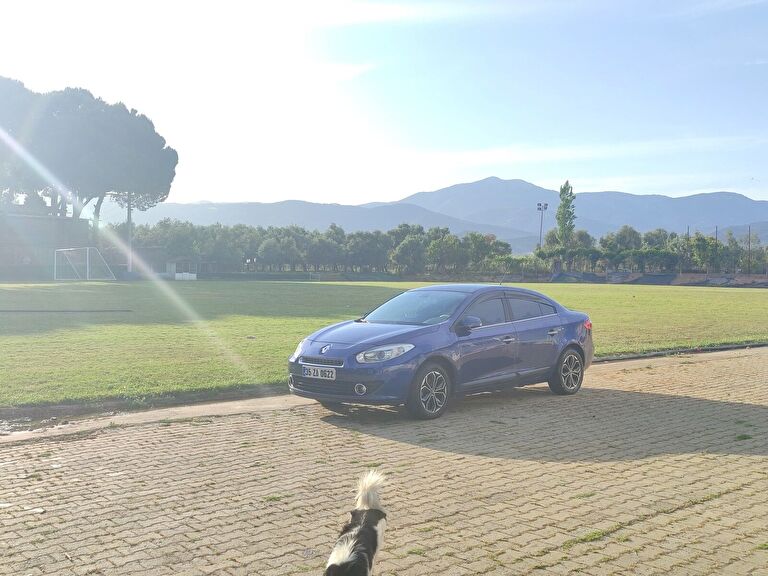 RENAULT FLUENCE