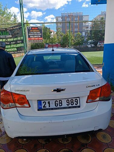 CHEVROLET CRUZE