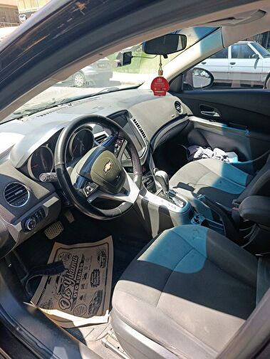 CHEVROLET CRUZE