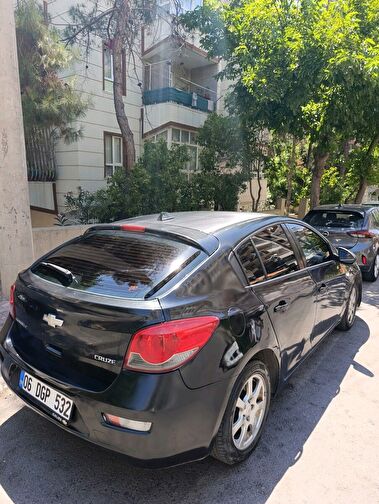 CHEVROLET CRUZE