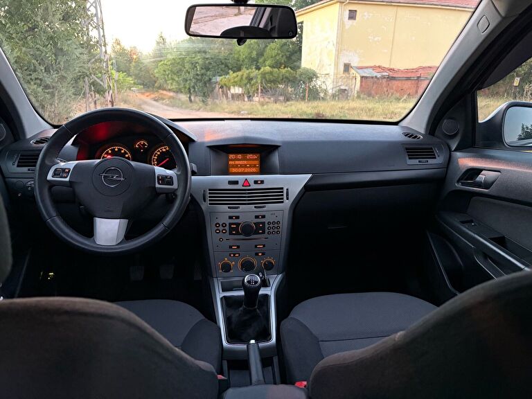 OPEL ASTRA
