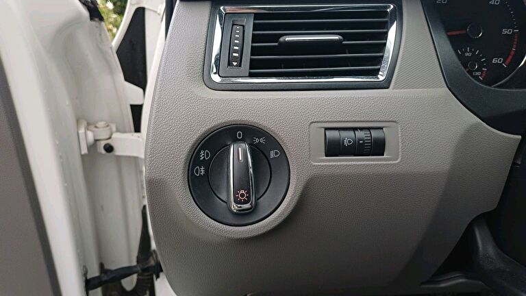 SEAT TOLEDO
