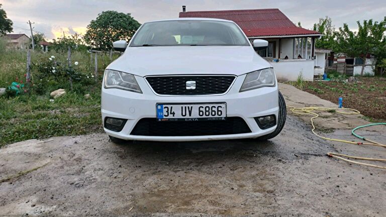 SEAT TOLEDO