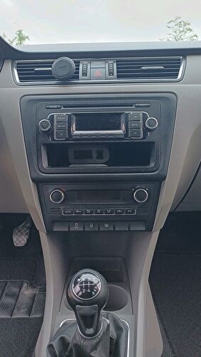 SEAT TOLEDO