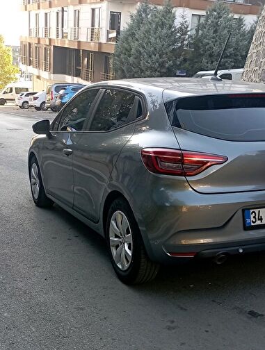 RENAULT CLIO