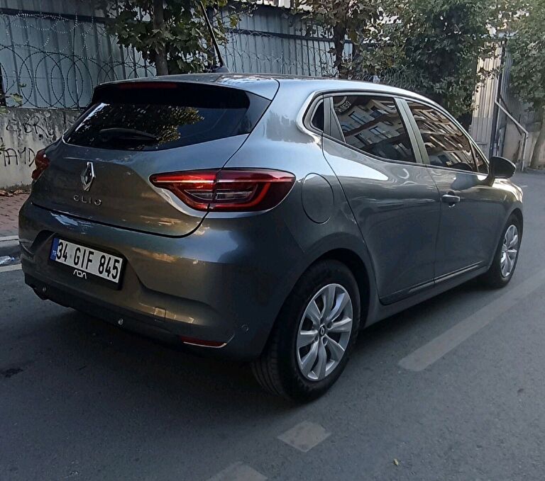 RENAULT CLIO