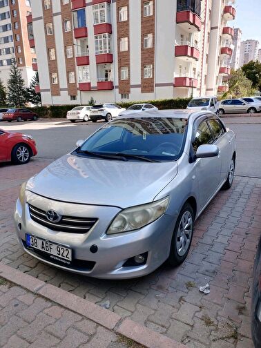 TOYOTA COROLLA