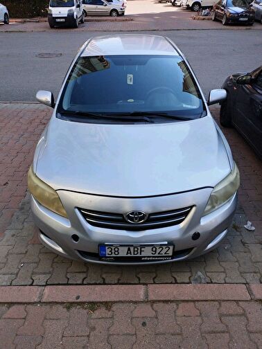TOYOTA COROLLA