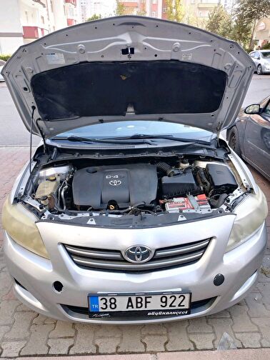 TOYOTA COROLLA
