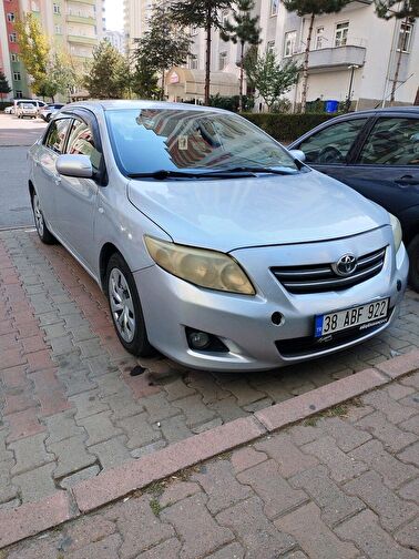 TOYOTA COROLLA