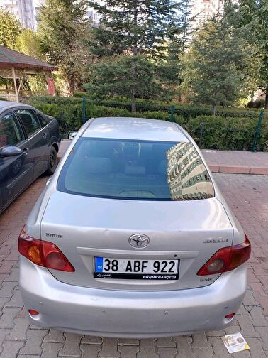 TOYOTA COROLLA