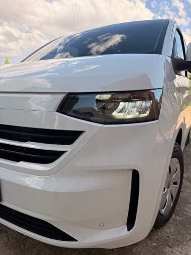 VOLKSWAGEN TRANSPORTER