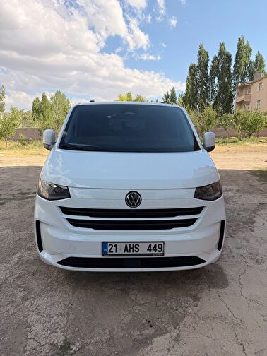 VOLKSWAGEN TRANSPORTER