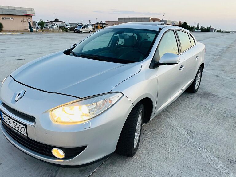 RENAULT FLUENCE