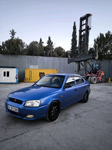 HYUNDAI ACCENT