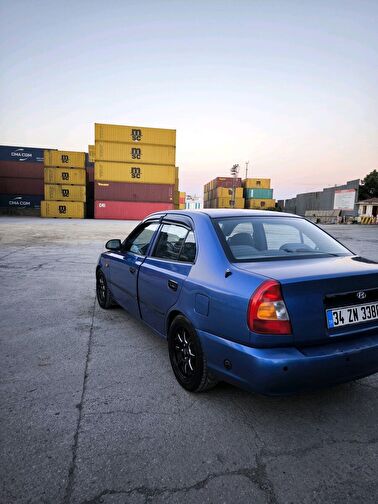 HYUNDAI ACCENT