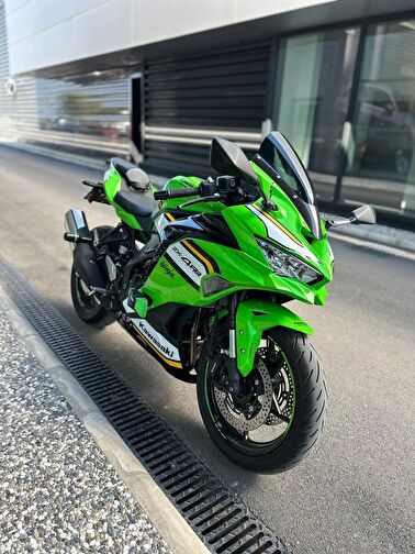 Kawasaki Ninja ZX-4RR