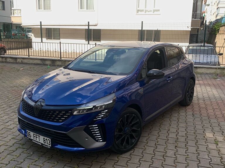 RENAULT CLIO