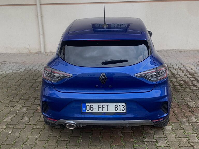RENAULT CLIO